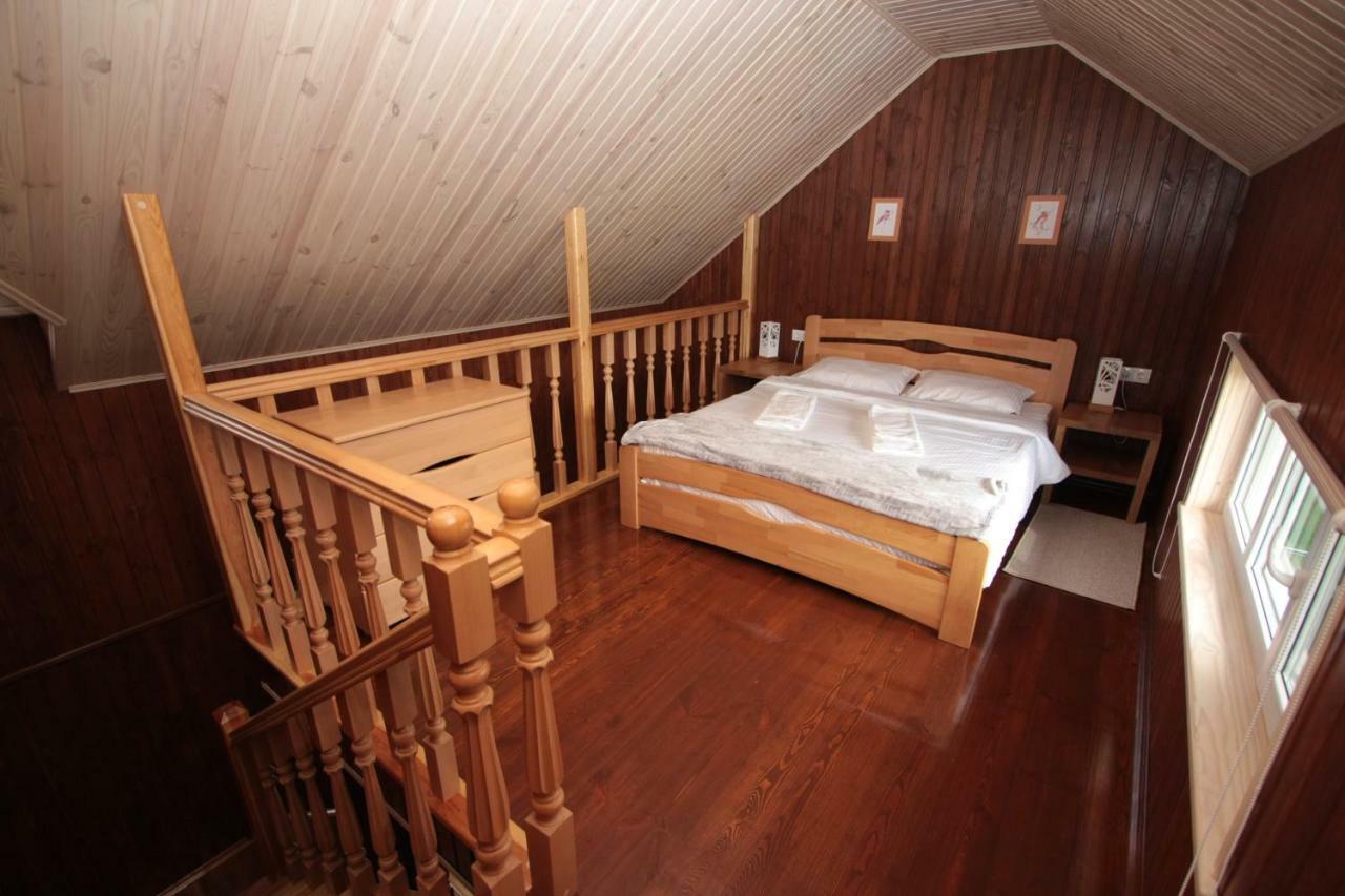 Hotel Ostrivky Svityaz' Esterno foto